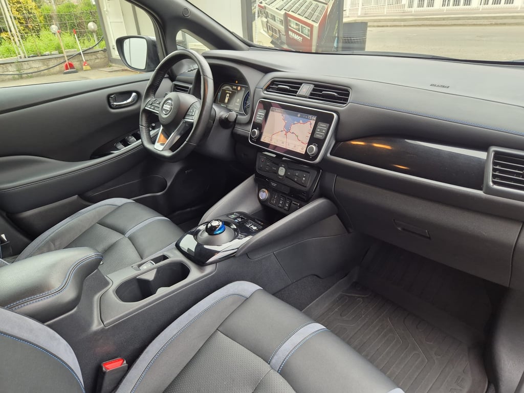 Nissan Leaf Tekna - снимка 13 от 14