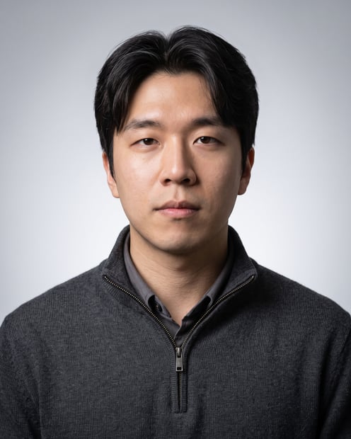 Light Grey · Quarter Zip headshot example
