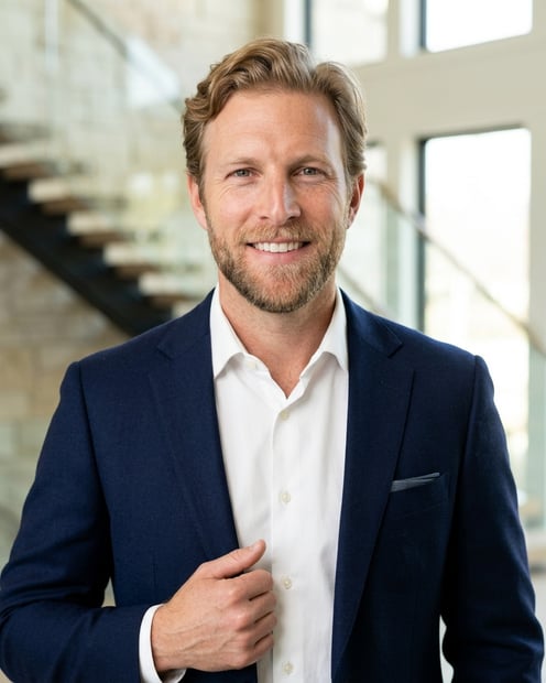 Modern Mansion Foyer · Power Suit No Gimmicks headshot example