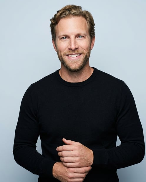 Light Cool-Grey Seamless · Black Long-Sleeve Knit Top headshot example