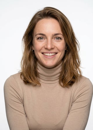 Professional AI LinkedIn headshot in Beige long-sleeve turtleneck on White / Pure White Studio
