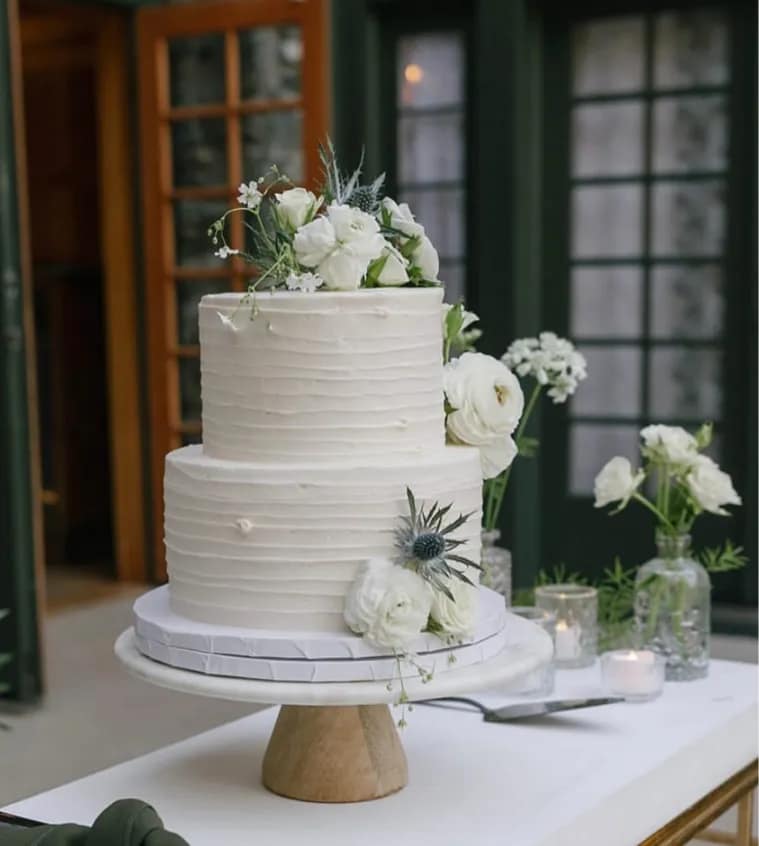 Wedding cake displayed in the Courtyard