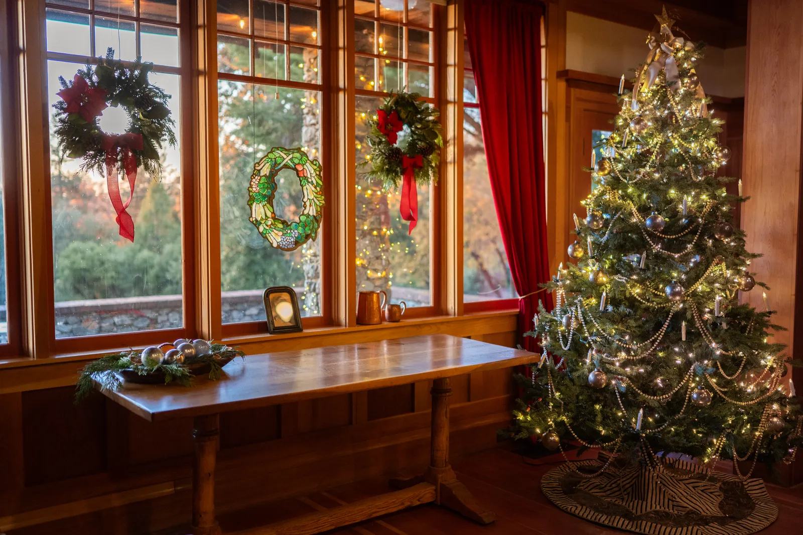 Seasonal Warmth at the Historic North Star House