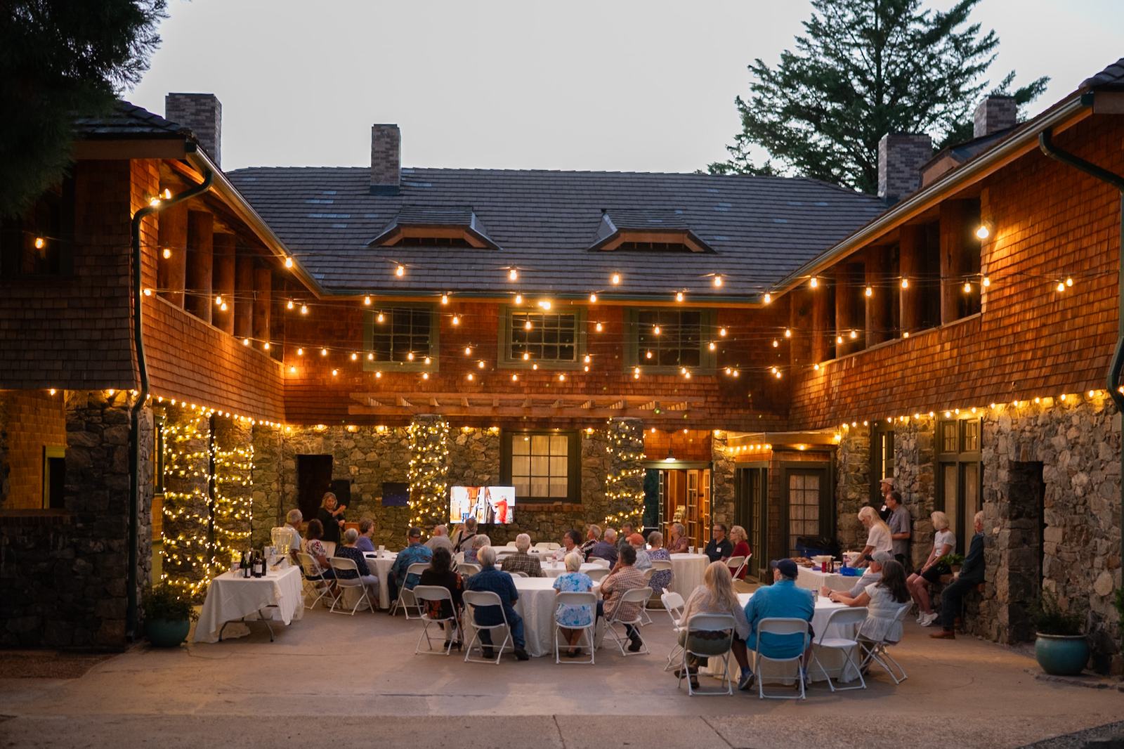 Celebrating Our Volunteers: A Night of Gratitude at North Star House