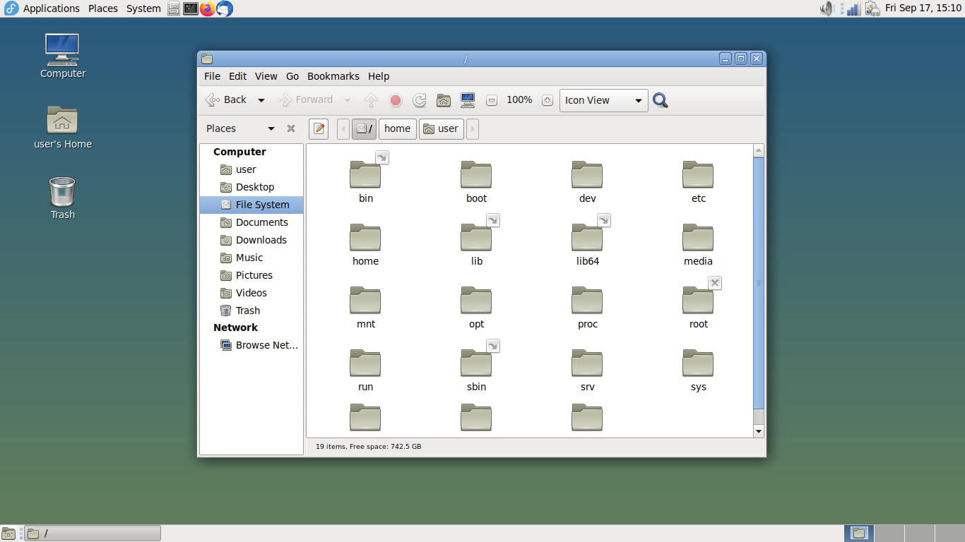 Captura de tela da área de trabalho de um sistema Linux clássico com ambiente gráfico MATE, exibindo o gerenciador de arquivos caja aberto no diretório raiz.