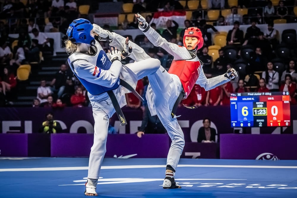 Action en kyorugi chez les juniors à Tachkent