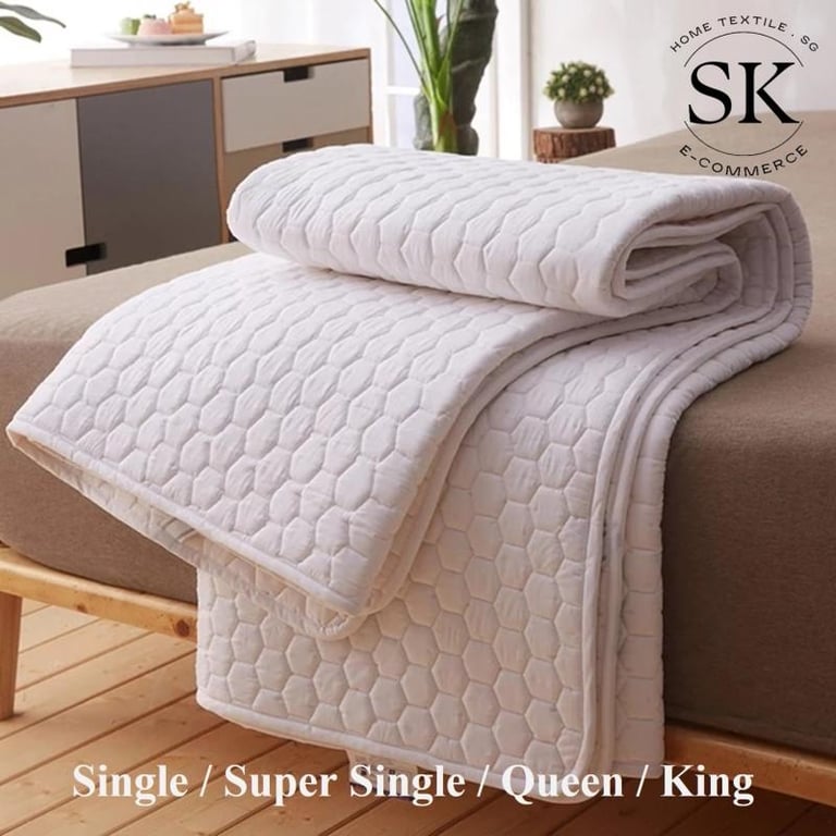 Elastic Band Mattress Protector / Single / Super Single / Queen / King [SG Ready Stock]