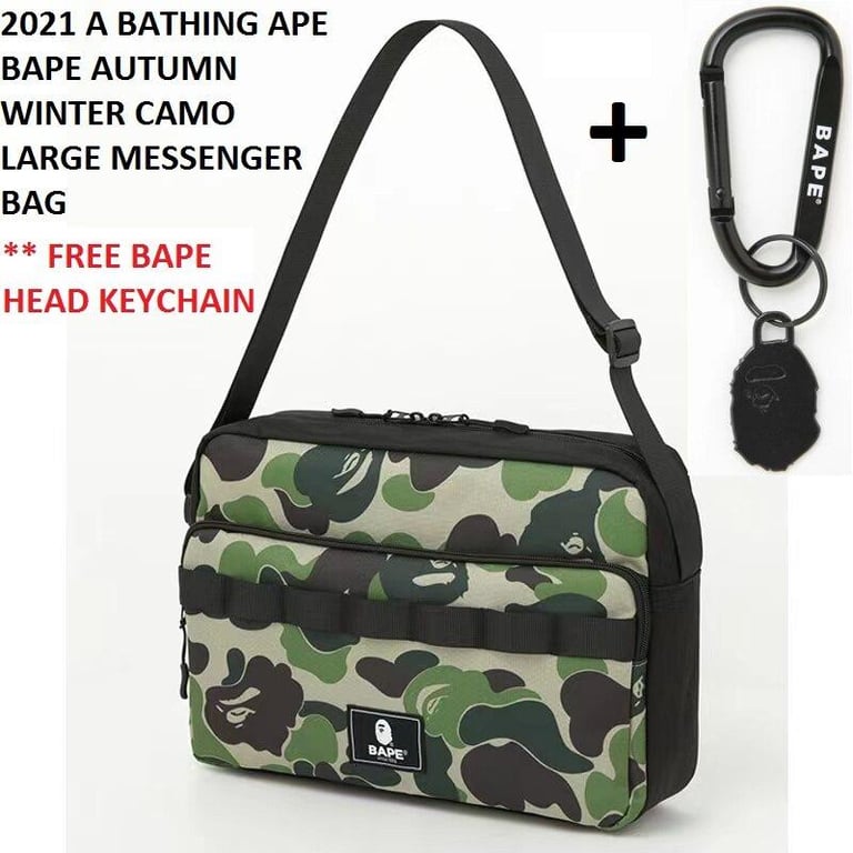 2021 A Bathing APE Camo with BAPE Head Keychain Messenger Bag