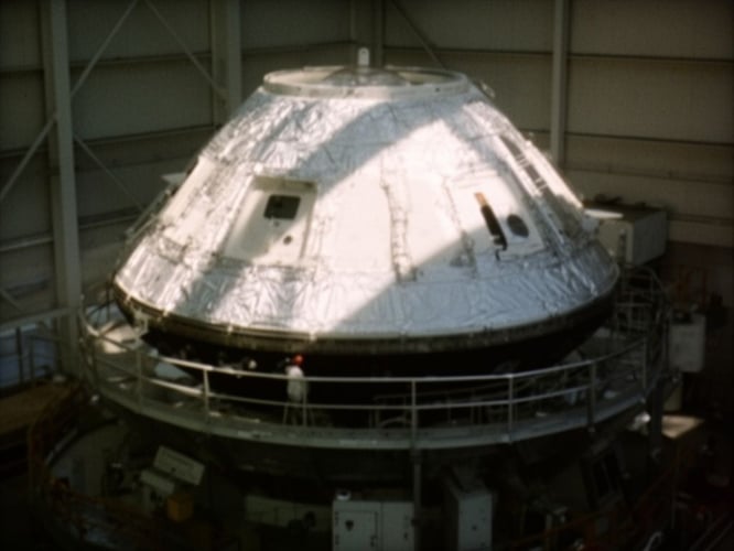 SpaceX Starfall Demo Flies Tuesday: Disk Capsule Bets on Orbital Manufacturing Scale