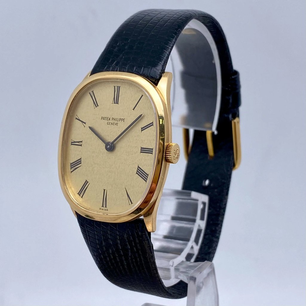 View Of Crown Facing Side Of Patek Philippe 3546 Yellow Gold Watch Pre Owned Condition