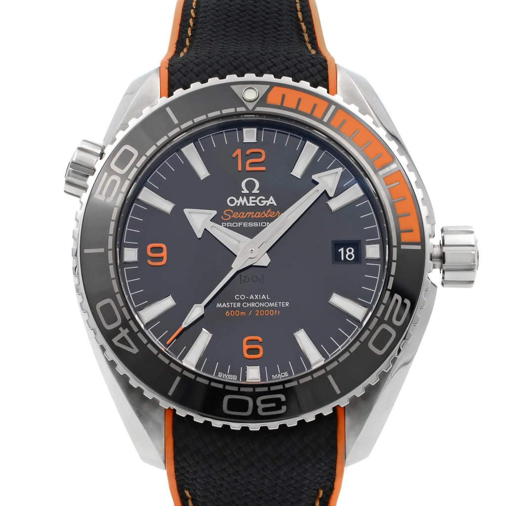Up Close Front Facing Picture Of OMEGA 215.32.44.21.01.001 Stainless Steel Watch Display Model Condition