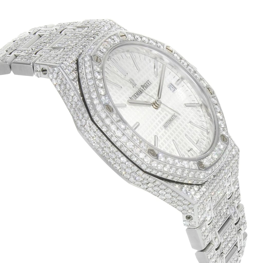 4th image of Audemars Piguet 15400ST.OO.1220ST.02.A Wristwatch, PreOwned condition