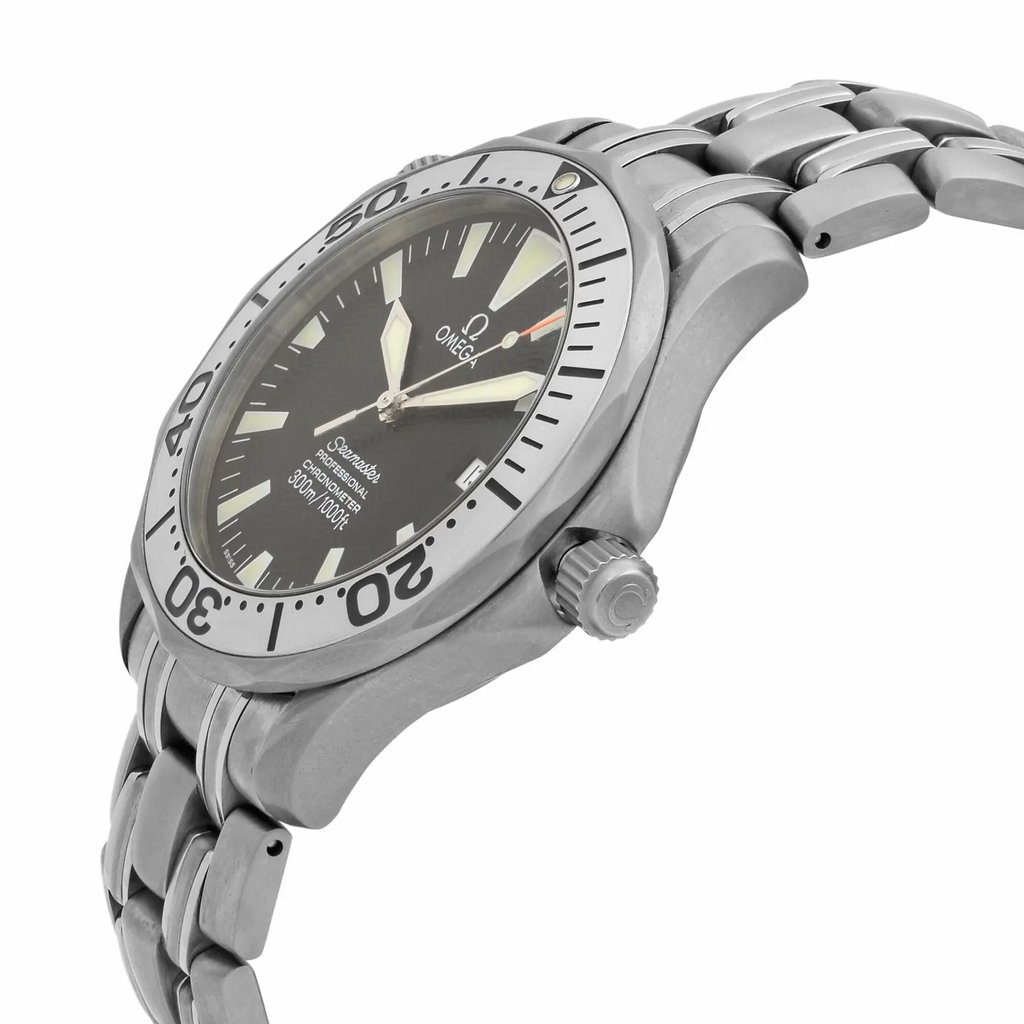 3rd image of OMEGA 2231.80.00 Wristwatch, PreOwned condition