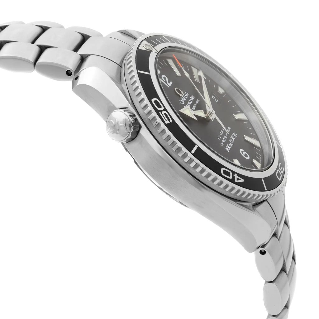 4th image of OMEGA 2201.50.00 Wristwatch, PreOwned condition