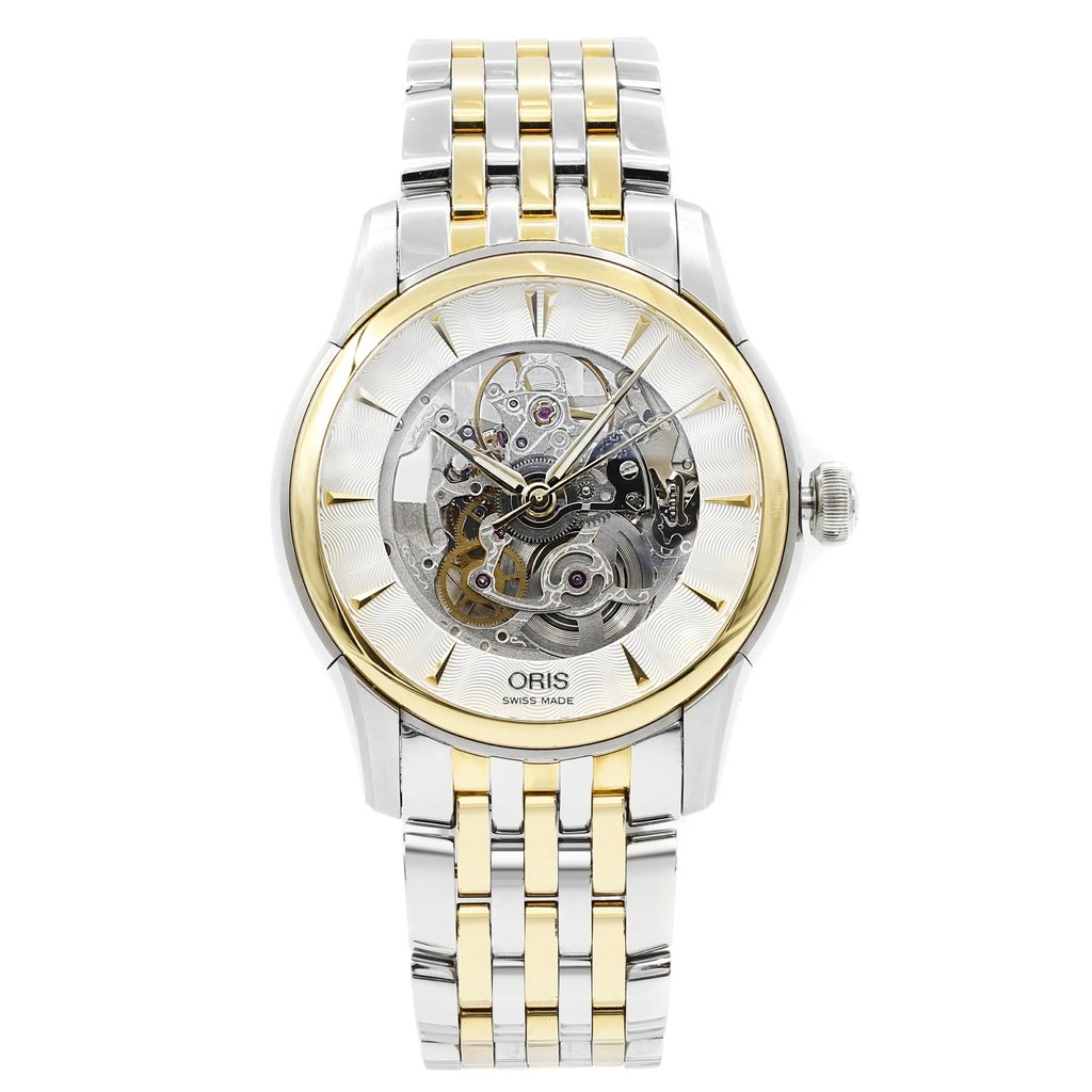 An image of a Wristwatch by Oris. This Pre Owned item is designed for Men, featuring a Dress/Formal style. It has a Mechanical (Automatic) movement and an Analog display with a Silver dial color. The indices include 12-Hour Dial,Non-Numeric Hour Marks,Sticks. The band is made of Stainless Steel and the case is made of Stainless Steel. The watch has a Round shape with a case size of 40 mm and a case thickness of 11 mm.
