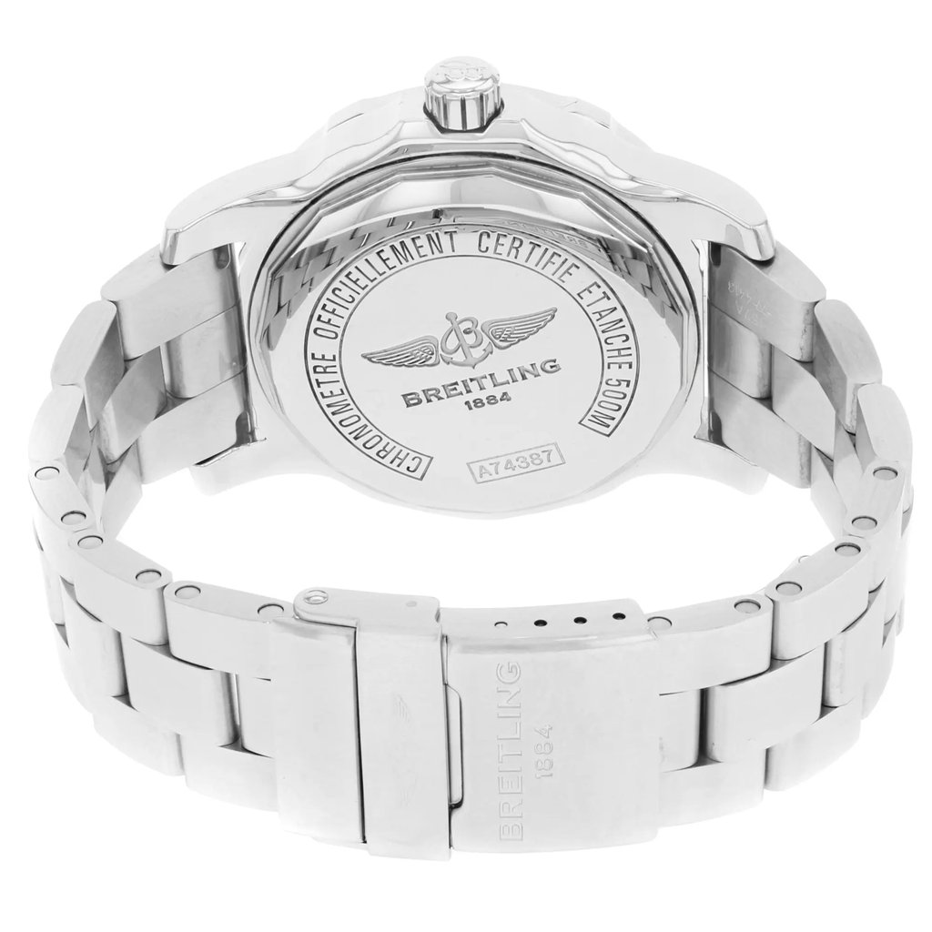 Back View Of {Caseback} Back Case And Closed Stainless Steel Band Of Breitling A7438710/C849-157A Watch Display Model Condition