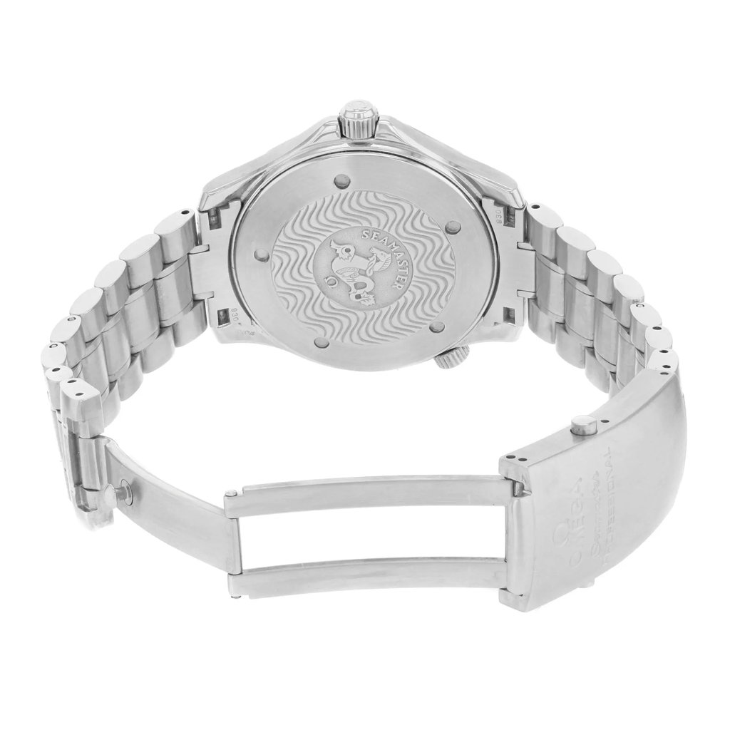 4th image of OMEGA 2265.80.00 Wristwatch, PreOwned condition