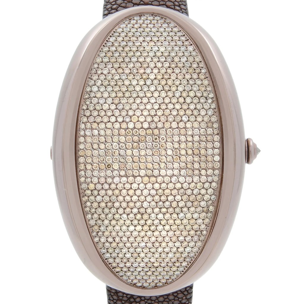 Up Close Front Facing Picture Of Unbranded N/A Stainless Steel Watch Pre Owned Condition