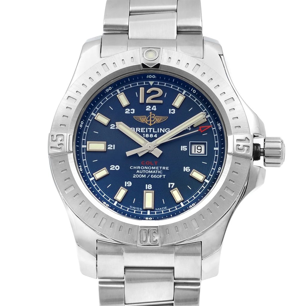 Up Close Front Facing Picture Of Breitling A1738811/C906-173A Stainless Steel Watch Pre Owned Condition