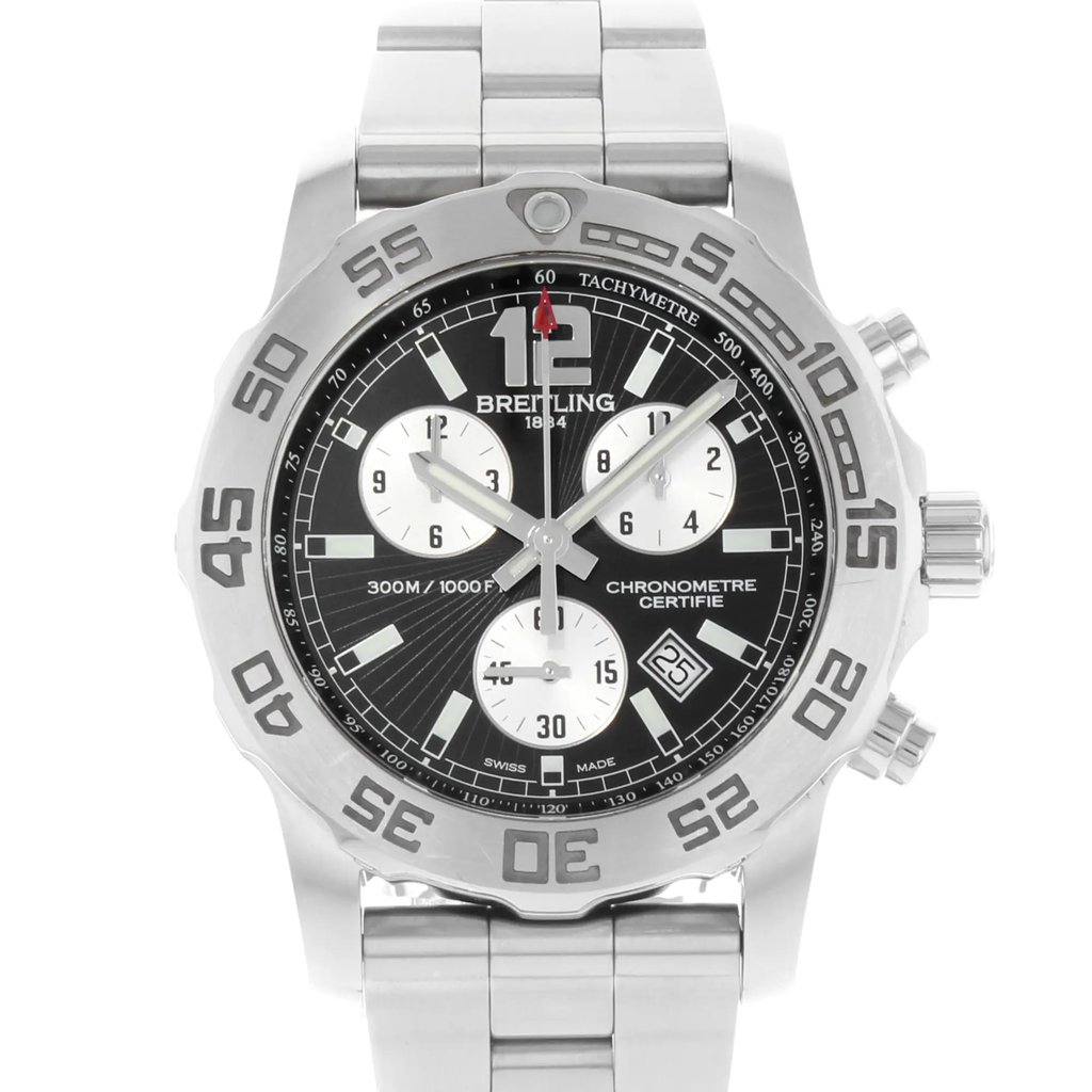 Up Close Front Facing Picture Of Breitling A7338710/BB49-157A Stainless Steel Watch Pre Owned Condition