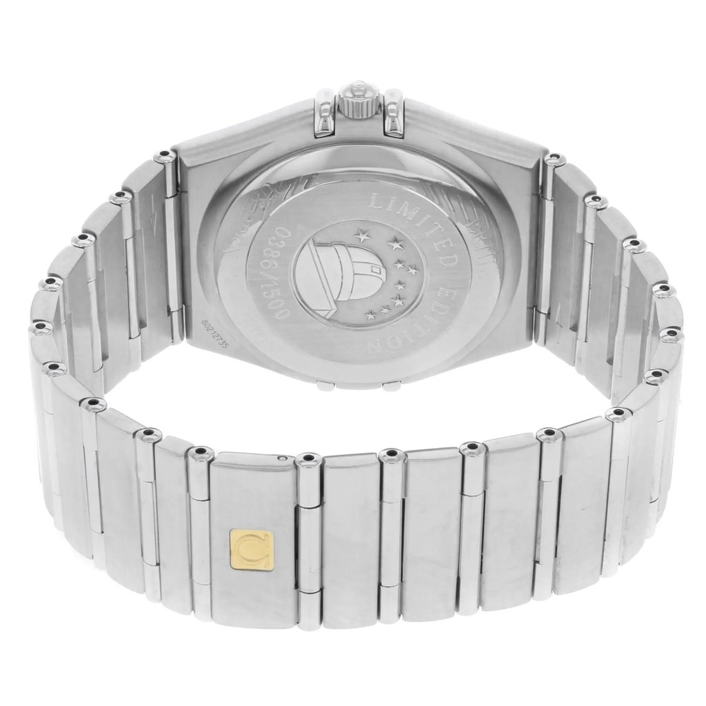 4th image of OMEGA 1506.02 Wristwatch, PreOwned condition