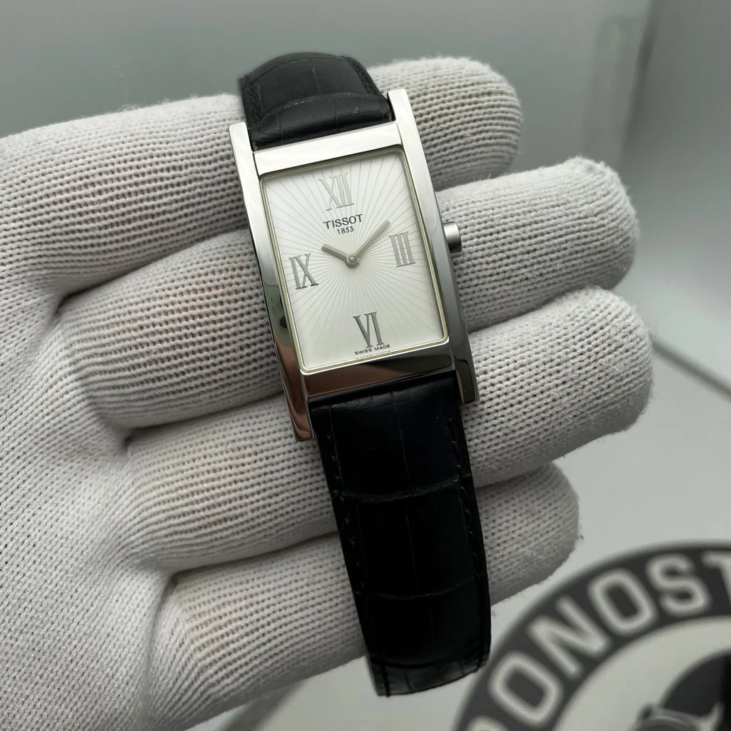 5th image of Tissot Tissot Happy Chic Wristwatch, PreOwned condition