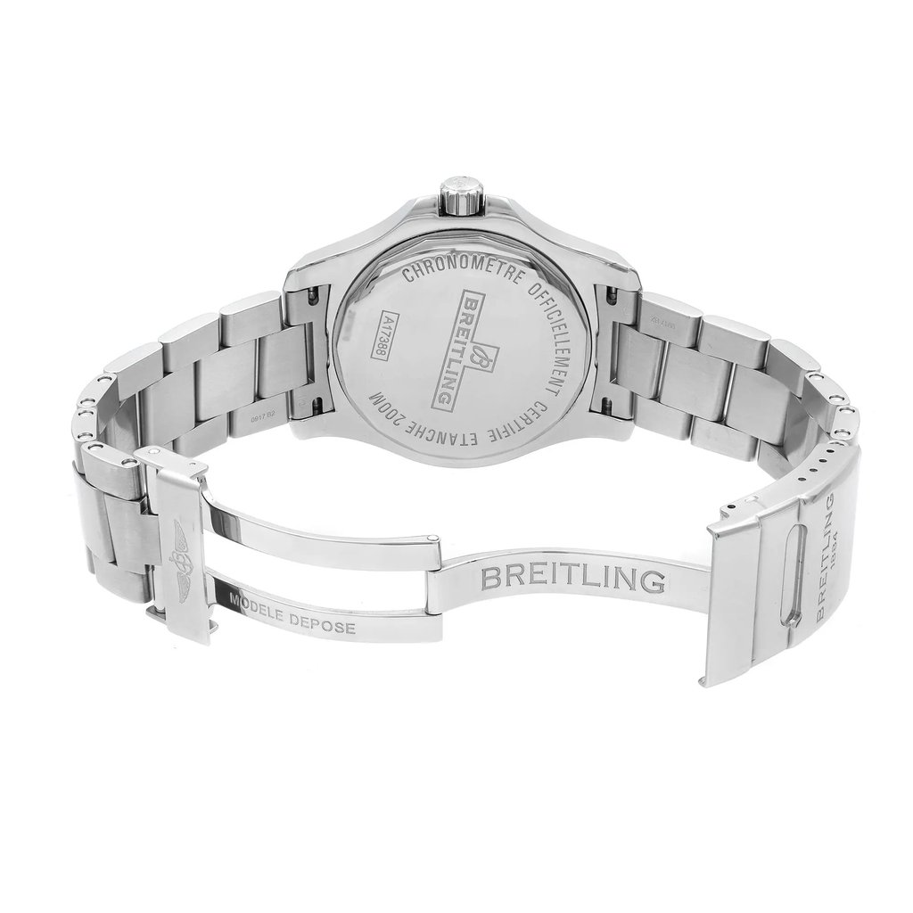 Back View Of {Caseback} Back Case And Open Stainless Steel Band Of Breitling A1738811/C906-173A Watch Pre Owned Condition