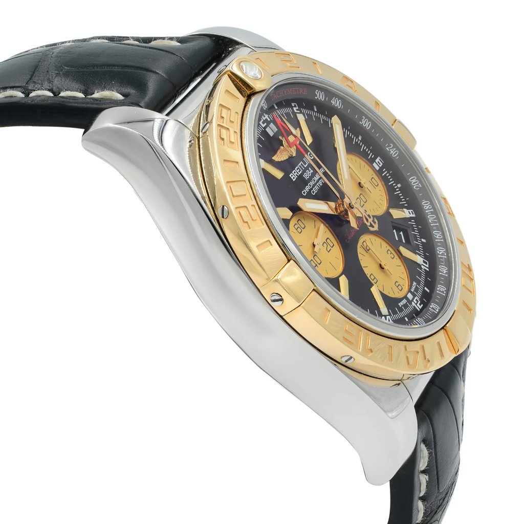 View Of Opposite Crown Facing Side Of Breitling CB042012/BB86-743P Stainless Steel Watch Display Model Condition