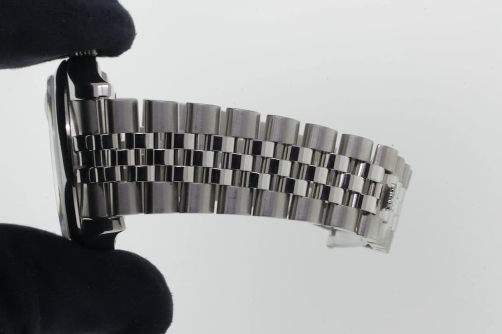 7th image of Rolex 116200 Wristwatch, PreOwned condition