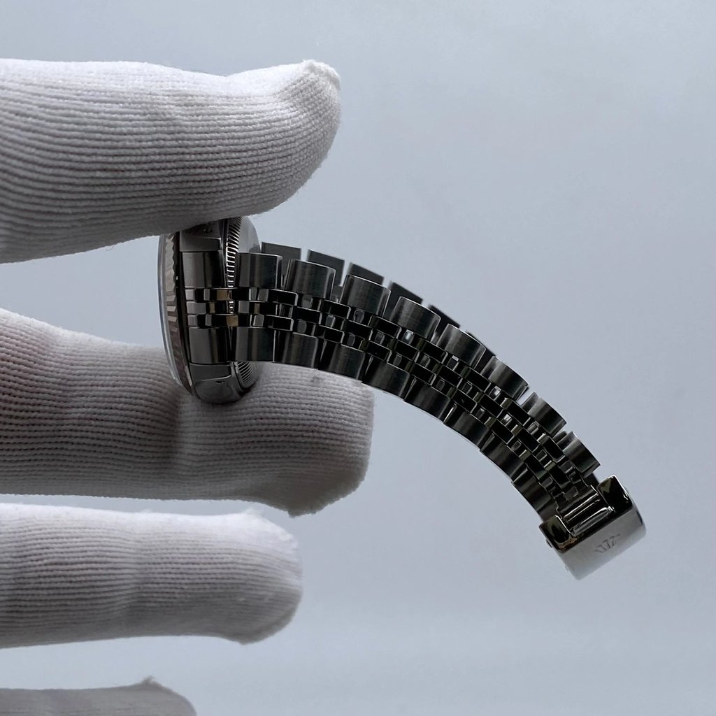 7th image of Rolex Lady Datejust Wristwatch, PreOwned condition