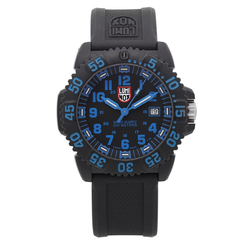 Front Full View Of Luminox XS.3053 Carbonox Watch Display Model Condition Excellent