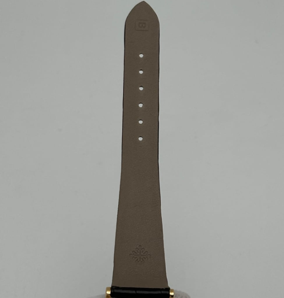 8th image of Patek Philippe Calatrava Wristwatch, PreOwned condition