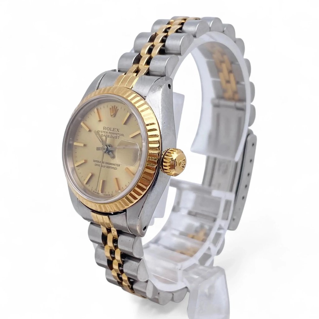 2nd image of Rolex Datejust Wristwatch, PreOwned condition