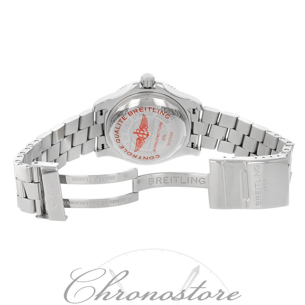 3rd image of Breitling C1739112.BA77.163A Wristwatch, DisplayModel condition