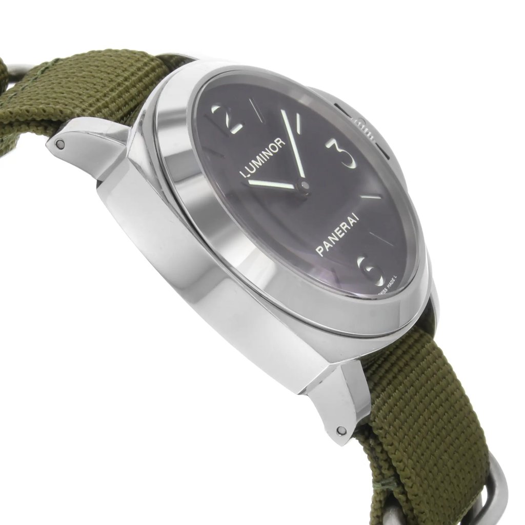 4th image of Panerai PAM00112 Wristwatch, PreOwned condition