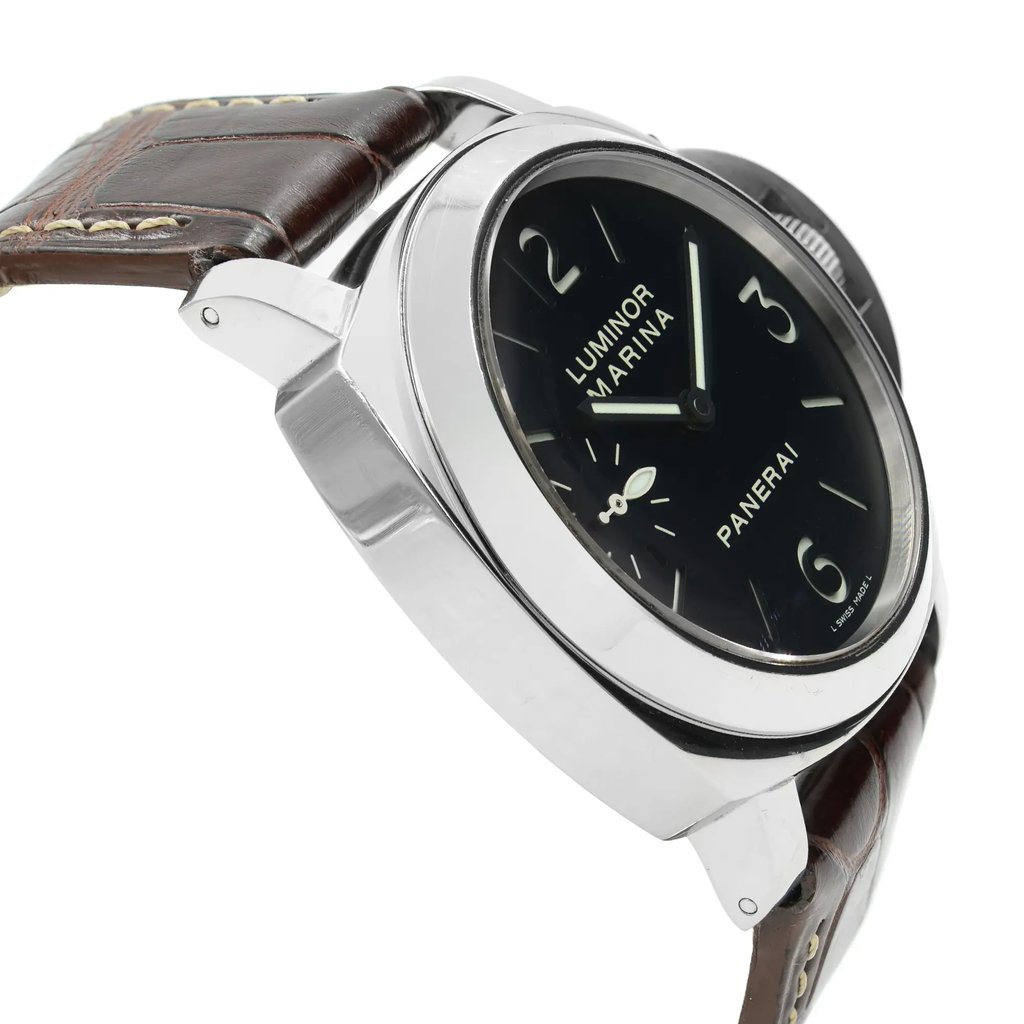 4th image of Panerai PAM00111 Wristwatch, PreOwned condition