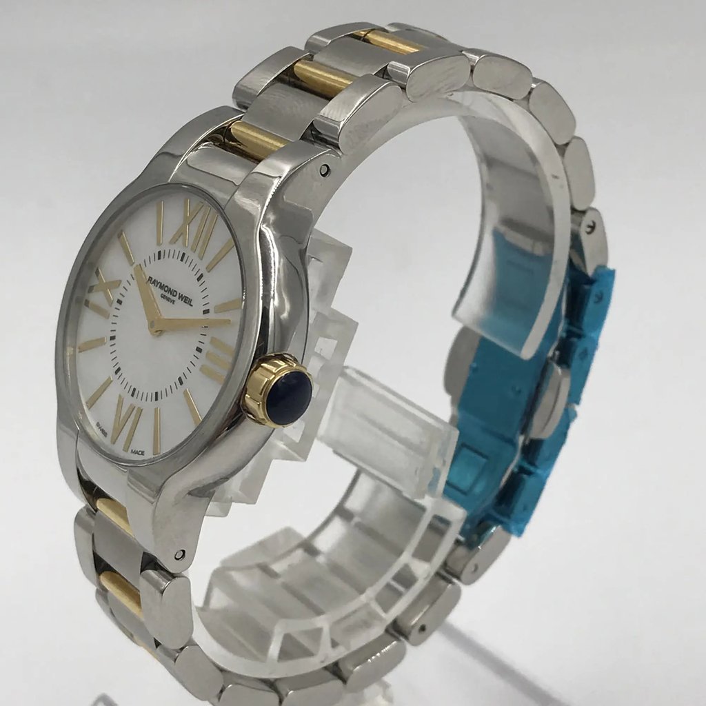 View Of Crown Facing Side Of RAYMOND WEIL 5932-STP-00907 Stainless Steel Watch Pre Owned Condition