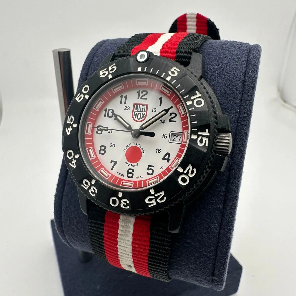 3rd image of Luminox Luminox Navy Seal Japan Tsunami Aid Funds  Wristwatch, PreOwned condition