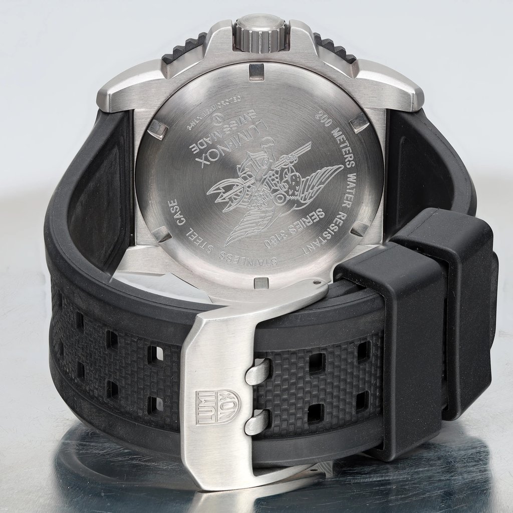 Back View Of Solid Back Case And Closed Rubber Band Of Luminox XS.3165 Watch Pre Owned Condition