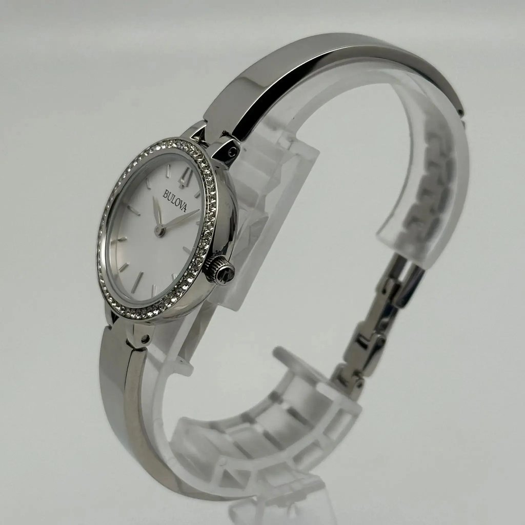 14th image of Bulova Bulova Crystal Wristwatch, DisplayModel condition