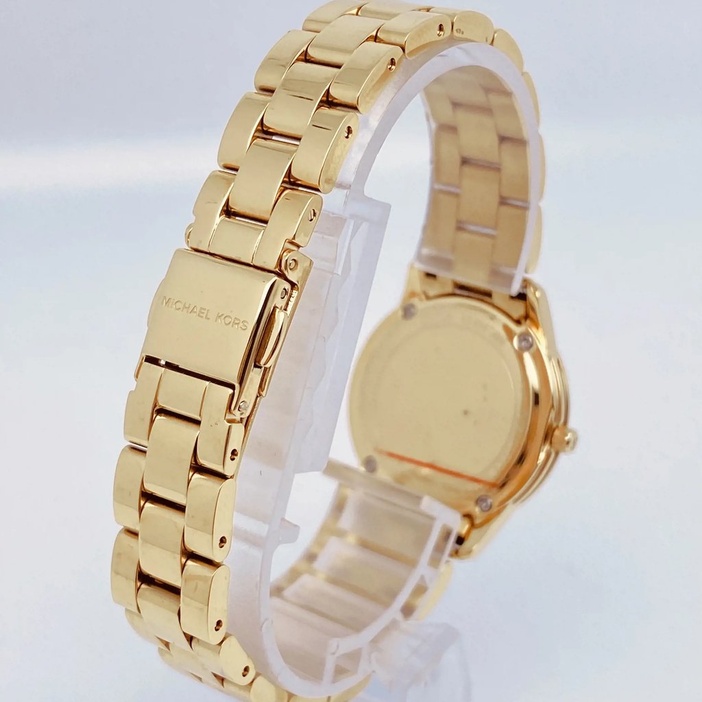 Back View Of Screwback Back Case And Closed Stainless Steel Band Of Michael Kors MK6590 Watch New With Defects Condition