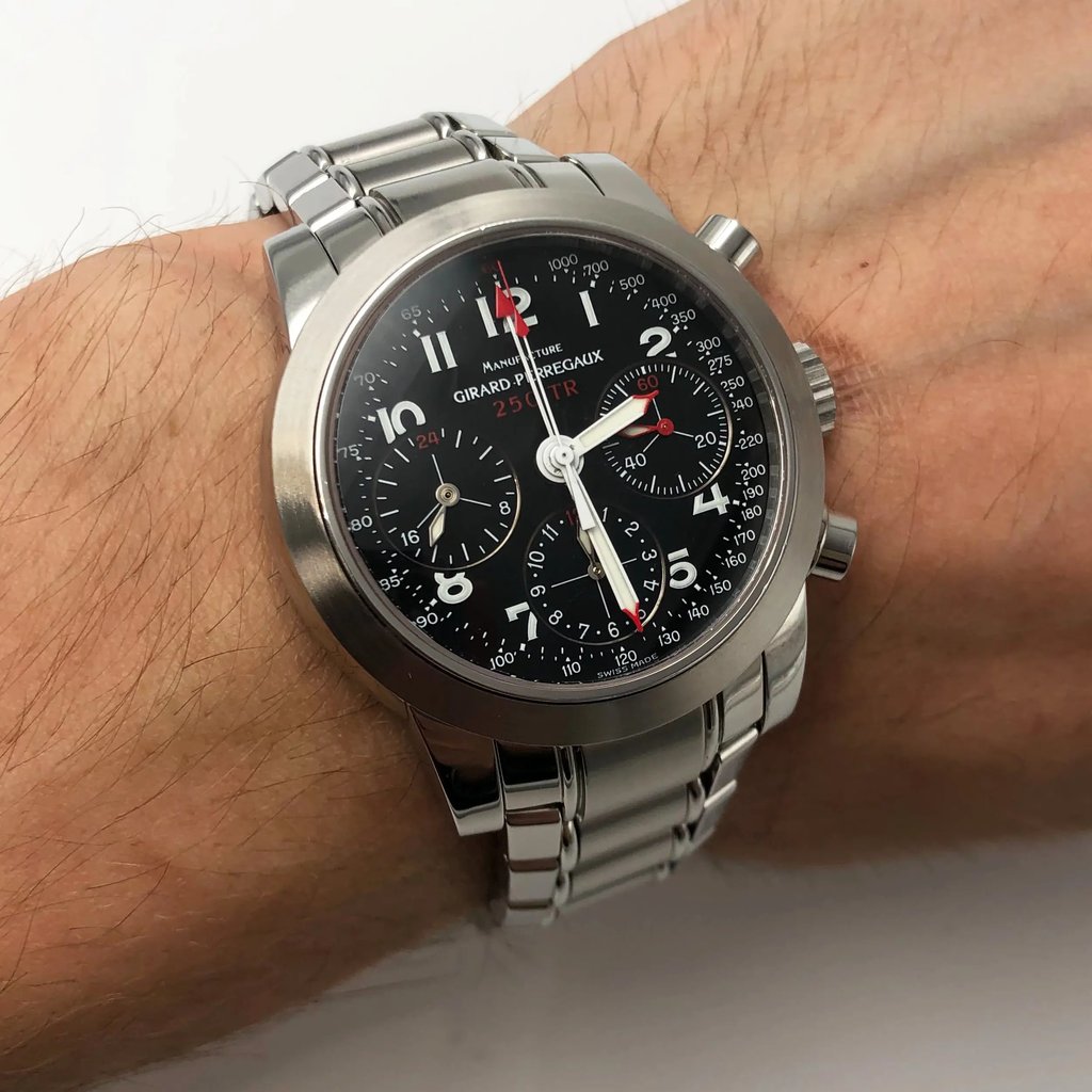 8th image of Girard-Perregaux 8090 Wristwatch, PreOwned condition