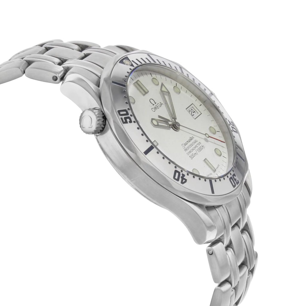 4th image of OMEGA 2532.20.00 Wristwatch, PreOwned condition