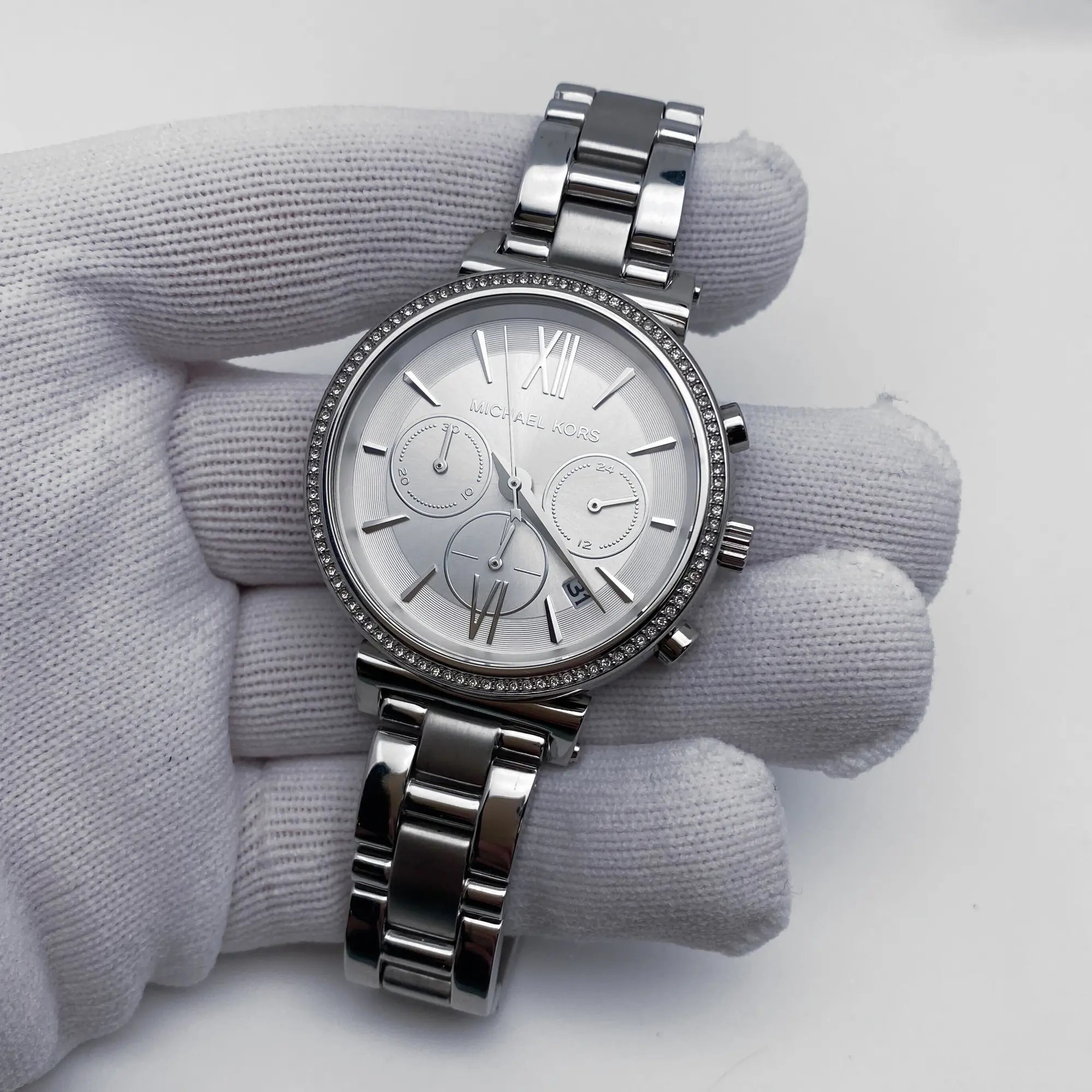 Front Full View Of Michael Kors MK6575 Stainless Steel Watch New With Defects Condition {Product Condition}