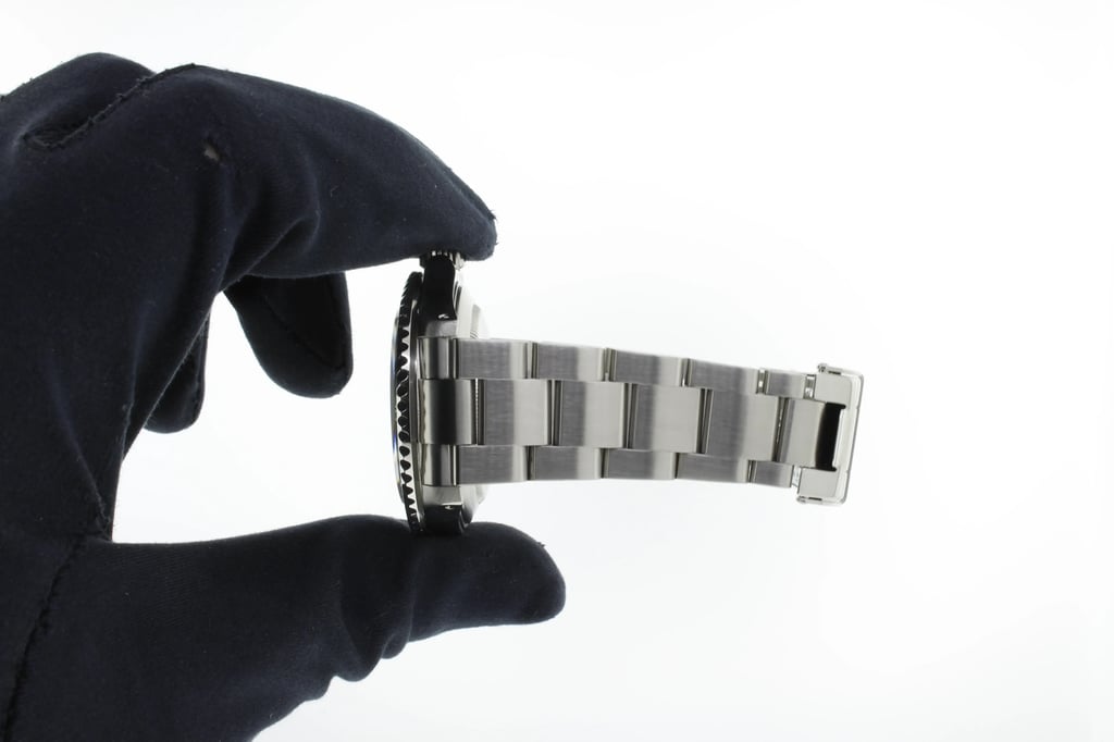 7th image of Rolex 16610 Wristwatch, PreOwned condition