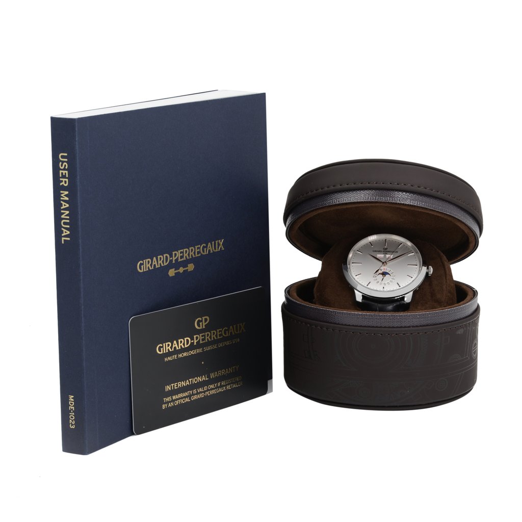 6th image of Girard-Perregaux Girard-Perregaux 1966 Full Calendar  Wristwatch, DisplayModel condition