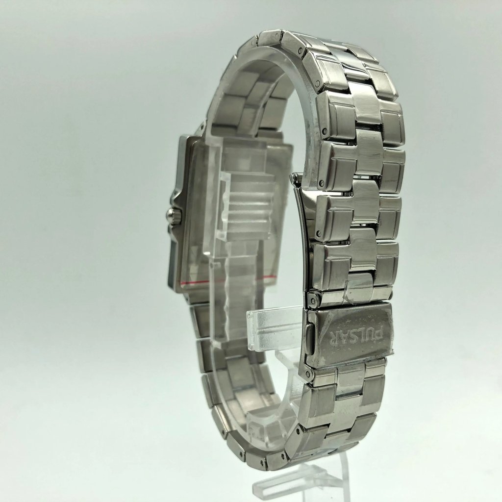 Back View Of {Caseback} Back Case And Closed Stainless Steel Band Of Pulsar PXH689 Watch Pre Owned Condition