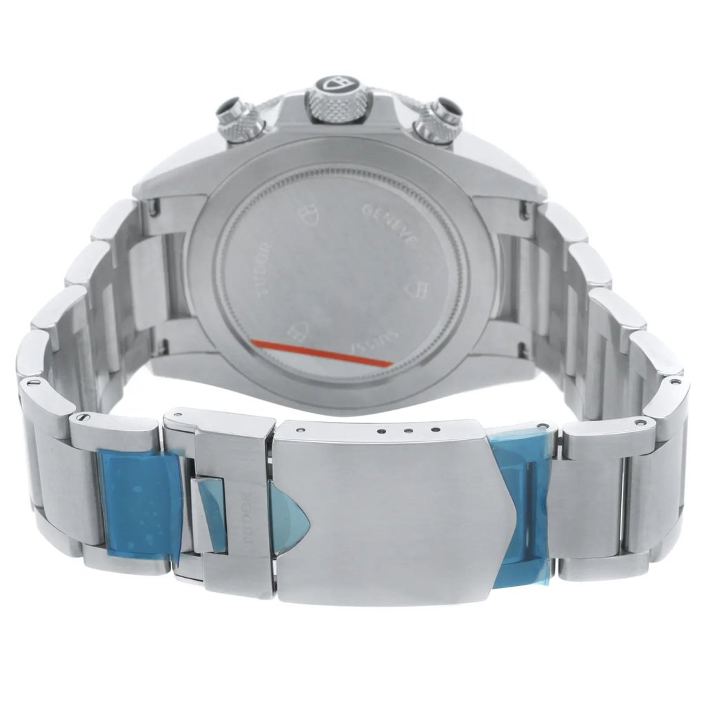 3rd image of TUDOR 70330N Wristwatch, DisplayModel condition