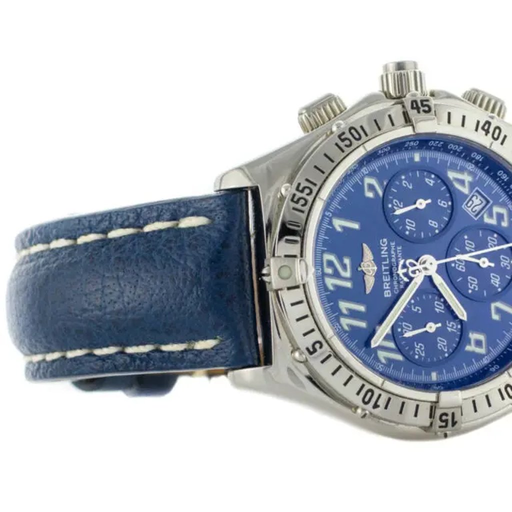 5th image of Breitling A69048 Wristwatch, DisplayModel condition