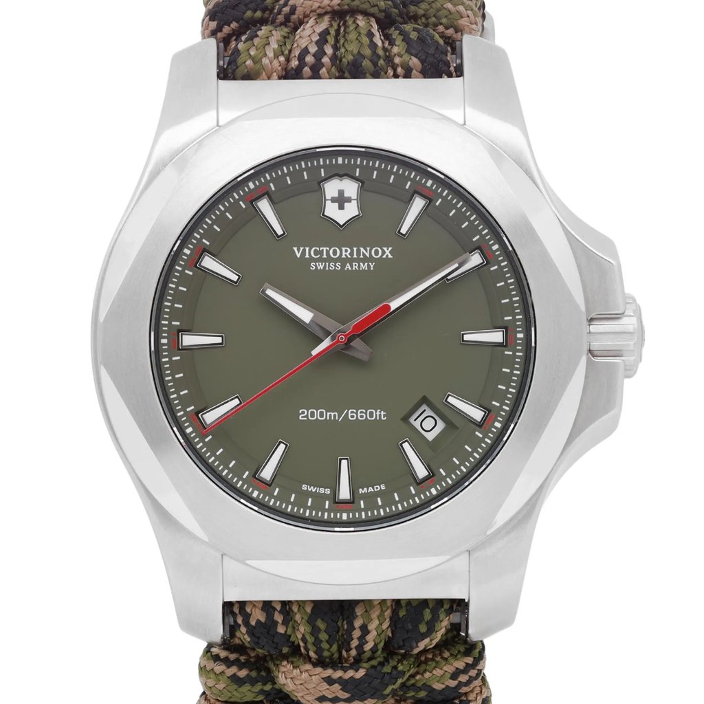 Up Close Front Facing Picture Of Victorinox 241727.1 Stainless Steel Watch Unworn Condition